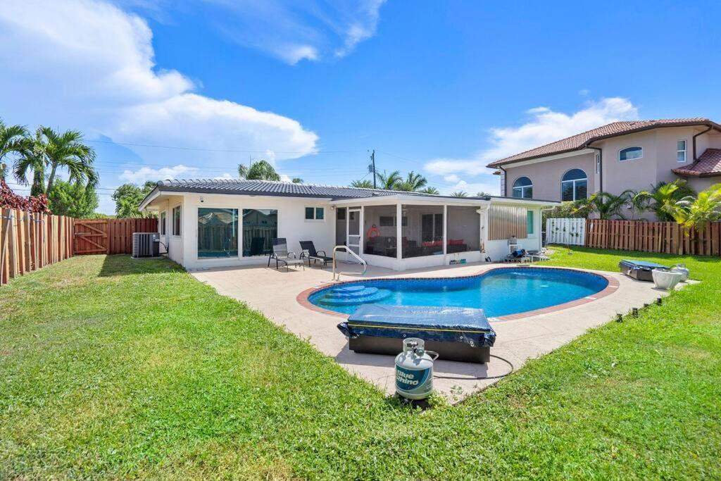 Amazing Home W Heated Pool 8 Mins To The Beach Lighthouse Point Εξωτερικό φωτογραφία