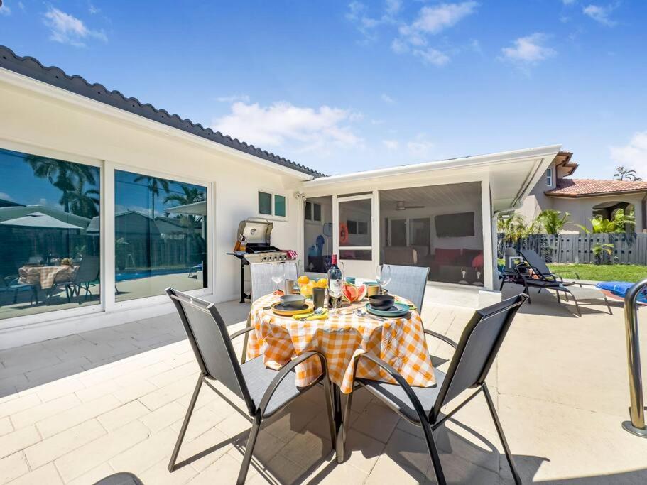 Amazing Home W Heated Pool 8 Mins To The Beach Lighthouse Point Εξωτερικό φωτογραφία